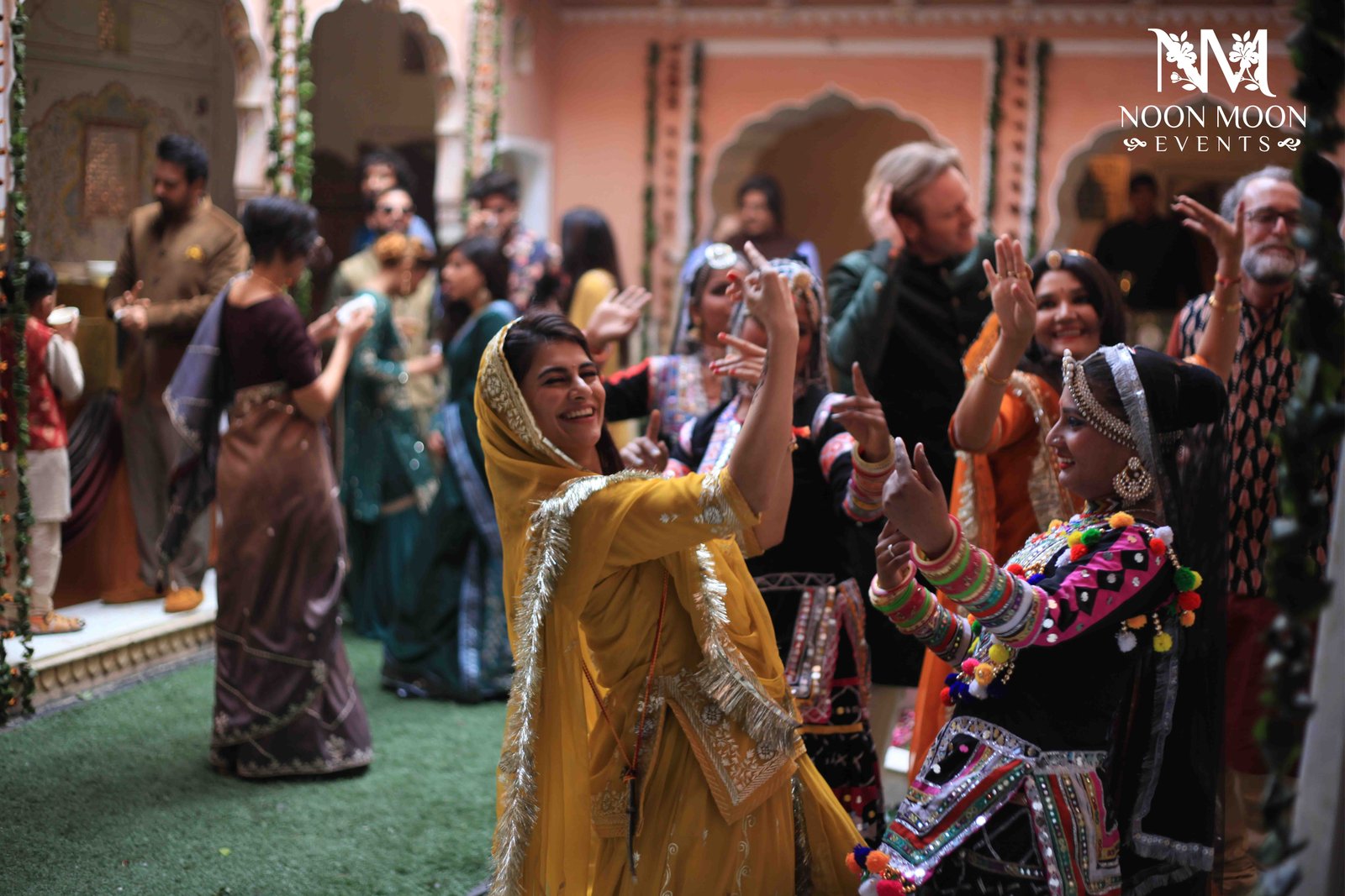 "AARYA" Mehendi Decor 